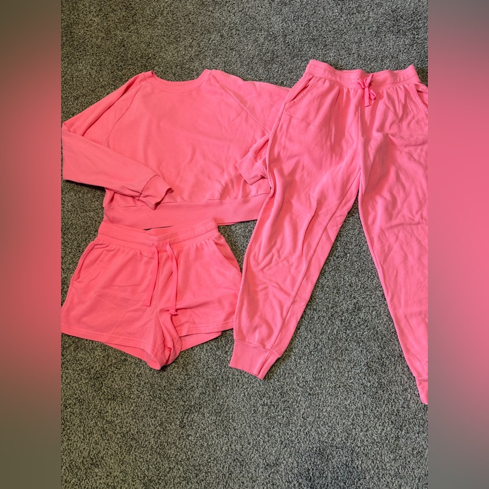Pink lounge set